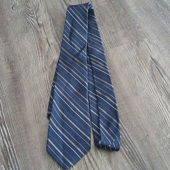 Apt. 9 blue silver business casual tie - Picture 1 of 6